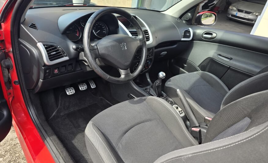 PEUGEOT 206+ 1.4HDI