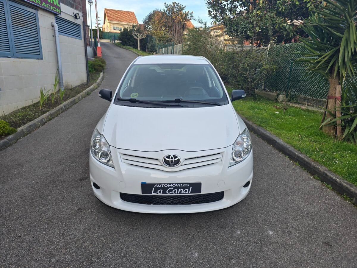 TOYOTA AURIS 1.4D4D ACTIVE