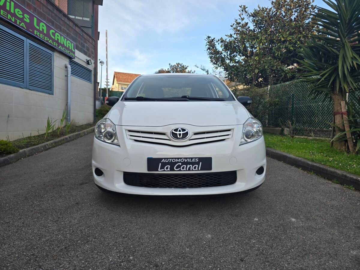 TOYOTA AURIS 1.4D4D ACTIVE