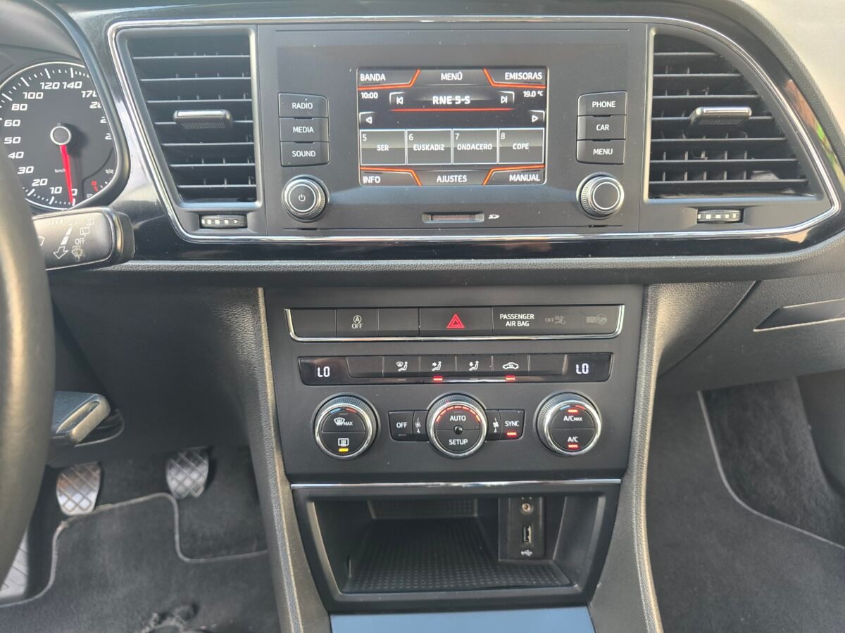 SEAT LEON 1.6TDI STYLE