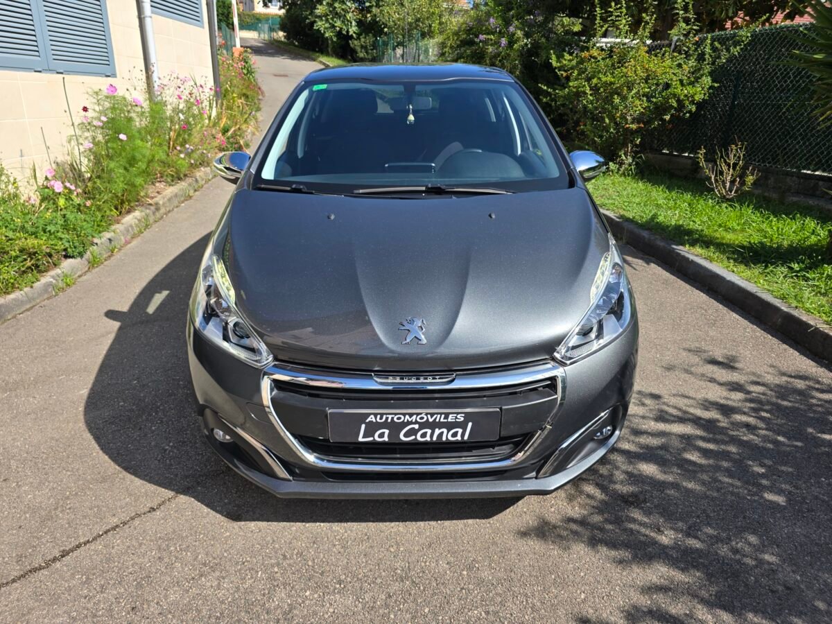 PEUGEOT 208 1.6BlueHDI STYLE