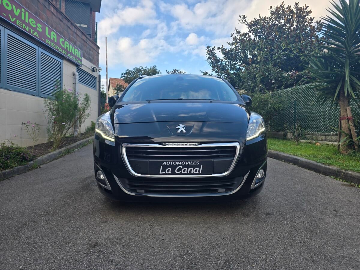 PEUGEOT 5008 1.6BlueHDI STYLE