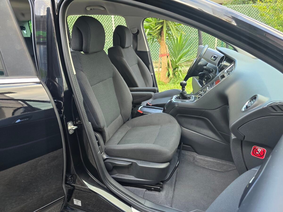 PEUGEOT 5008 1.6BlueHDI STYLE