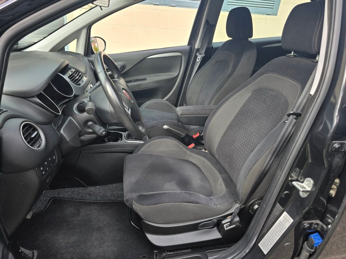 FIAT PUNTO 1.4I DYNAMIC