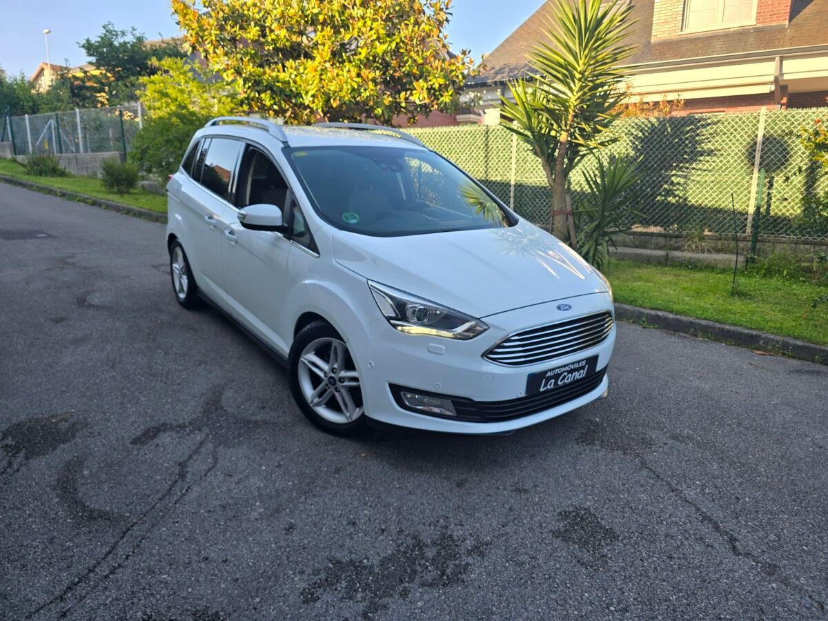 FORD GRAND C-MAX 1.5TDCI TITANIUM