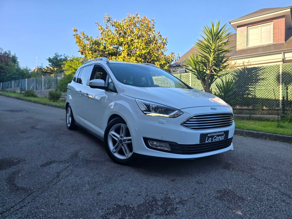 FORD GRAND C-MAX 1.5TDCI TITANIUM