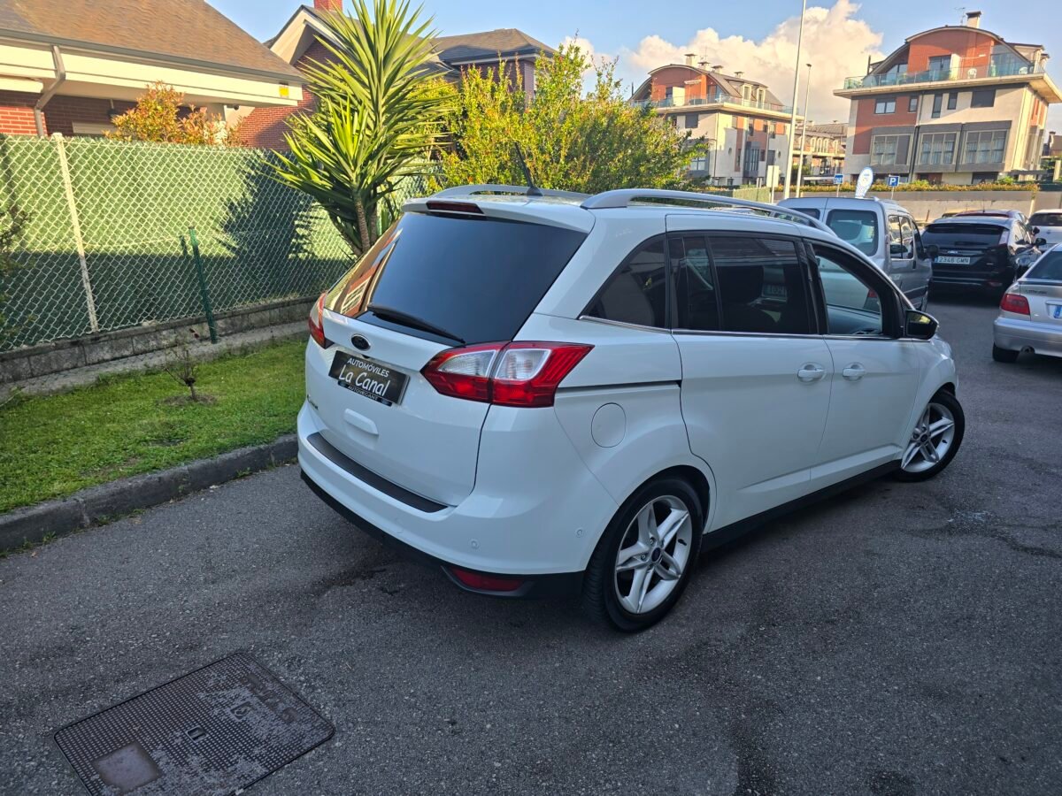 FORD GRAND C-MAX 1.5TDCI TITANIUM