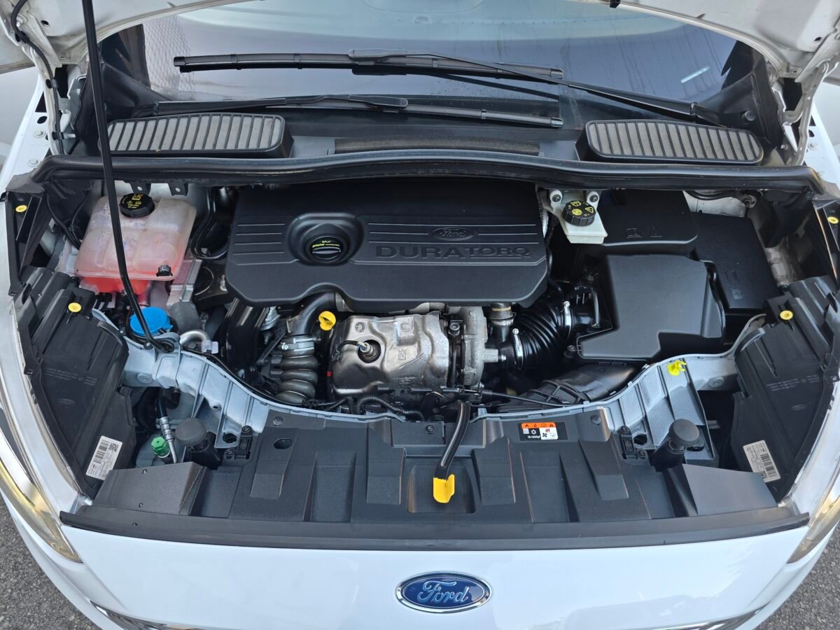 FORD GRAND C-MAX 1.5TDCI TITANIUM