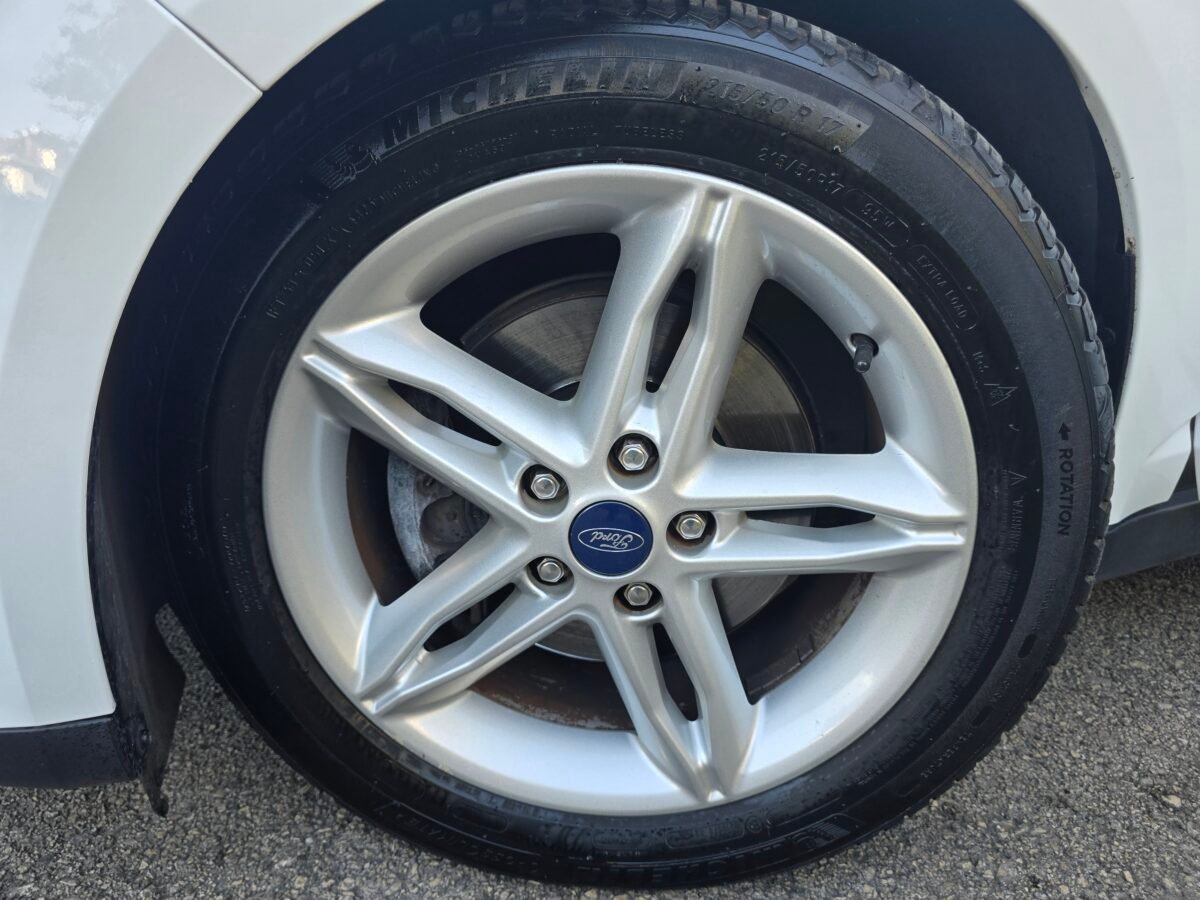 FORD GRAND C-MAX 1.5TDCI TITANIUM