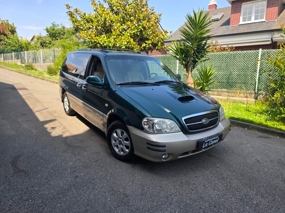 KIA CARNIVAL 2.9CRDI LX