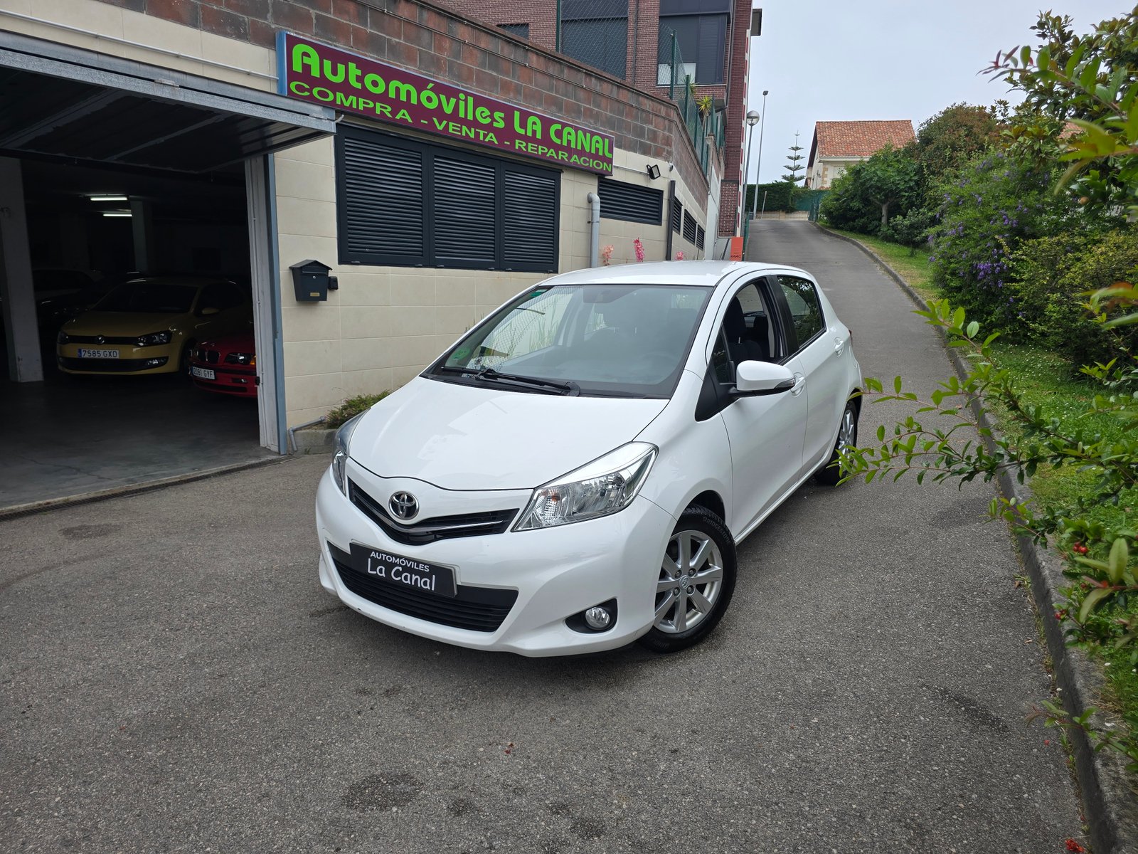 TOYOTA YARIS 1.0VVT-i ACTIVE