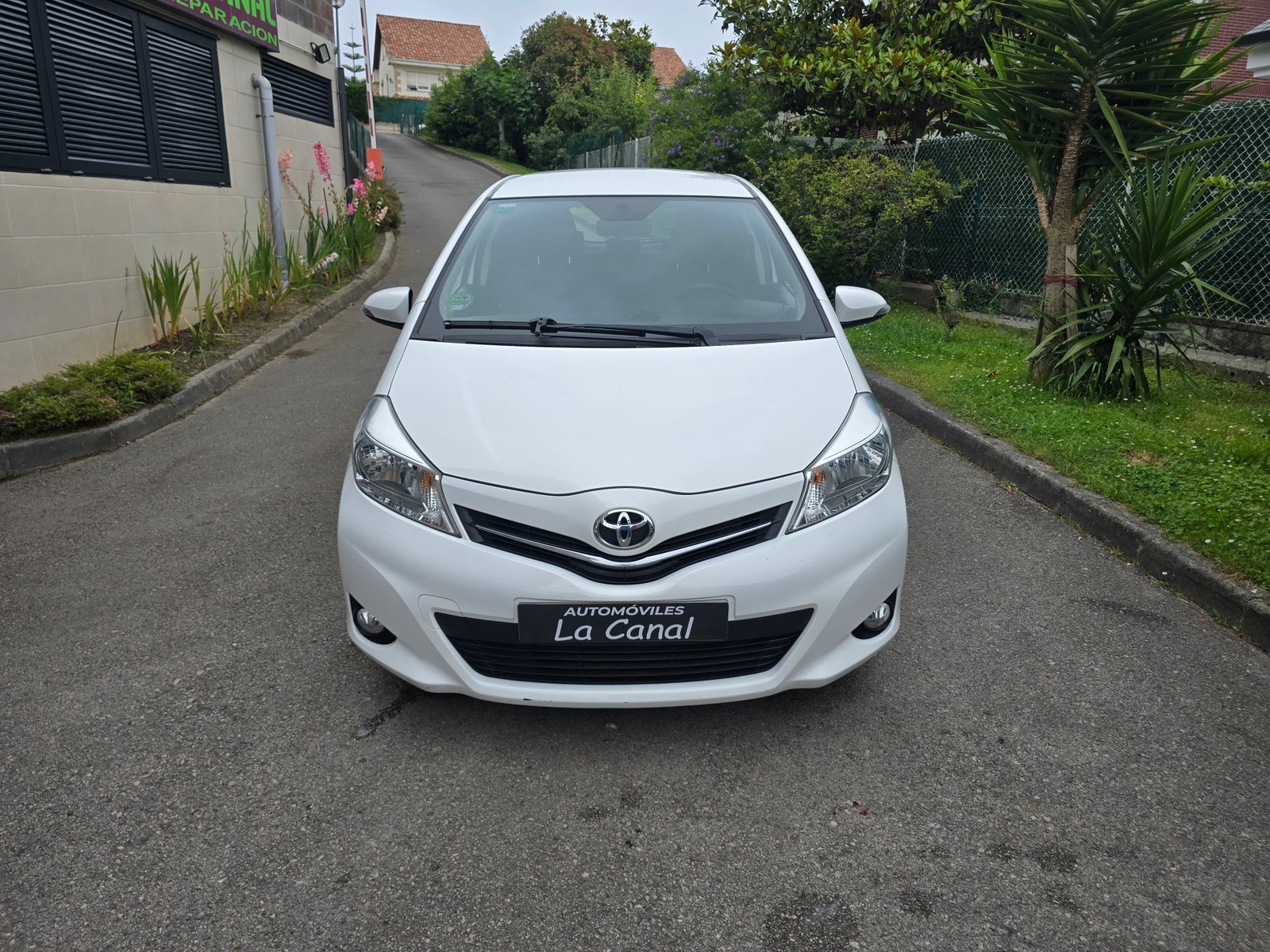 TOYOTA YARIS 1.0VVT-i ACTIVE