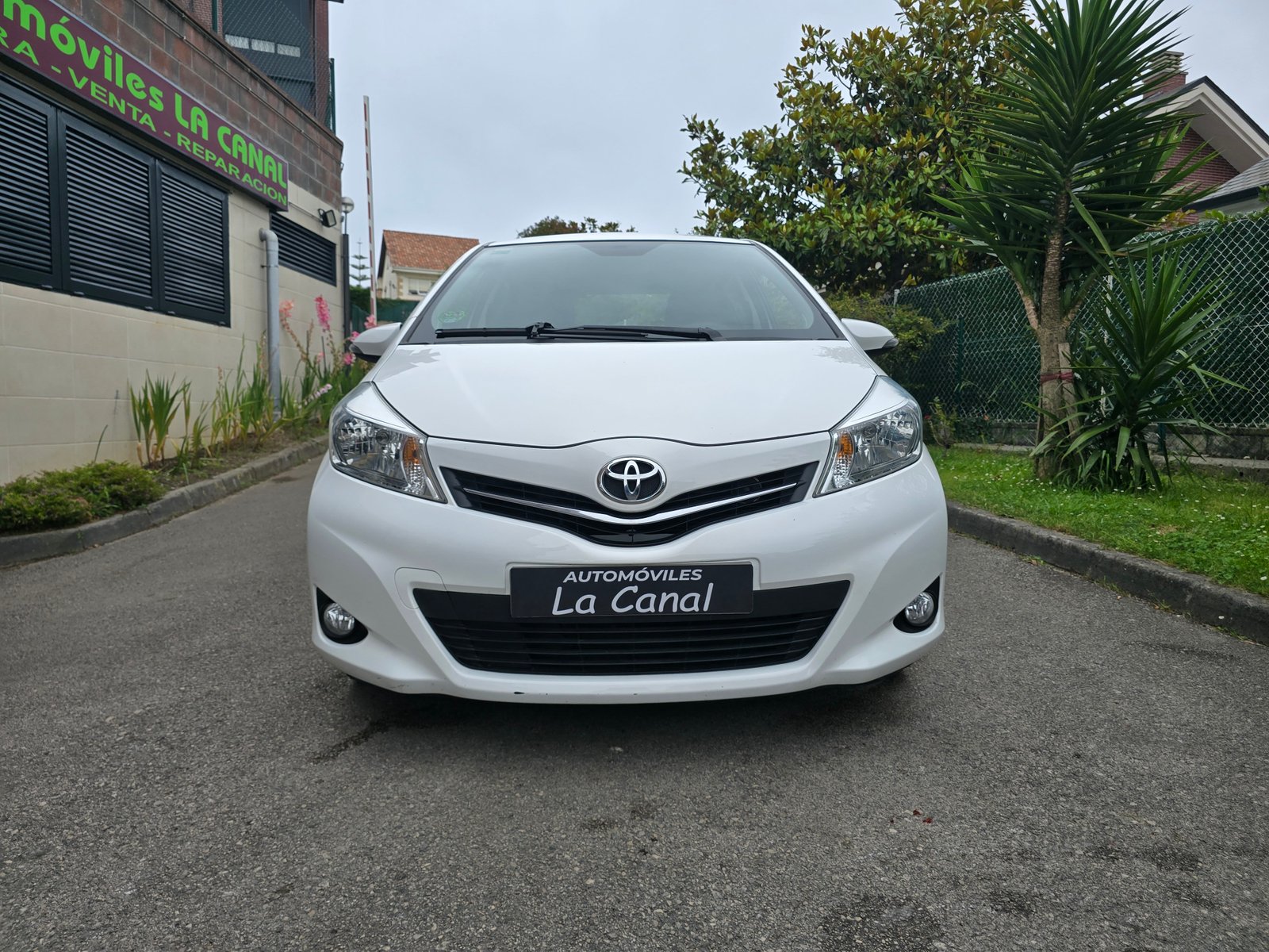 TOYOTA YARIS 1.0VVT-i ACTIVE