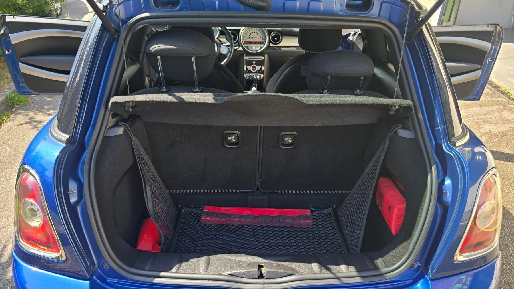 MINI COOPER 1.6D