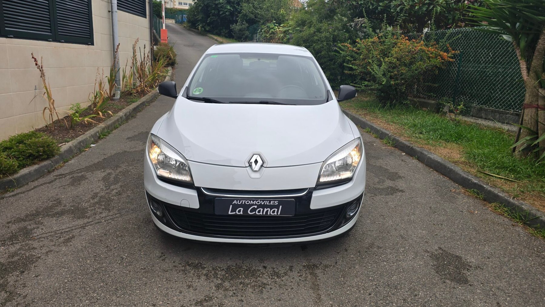 RENAULT Megane 1.6I 16V AHTHENTIQUE