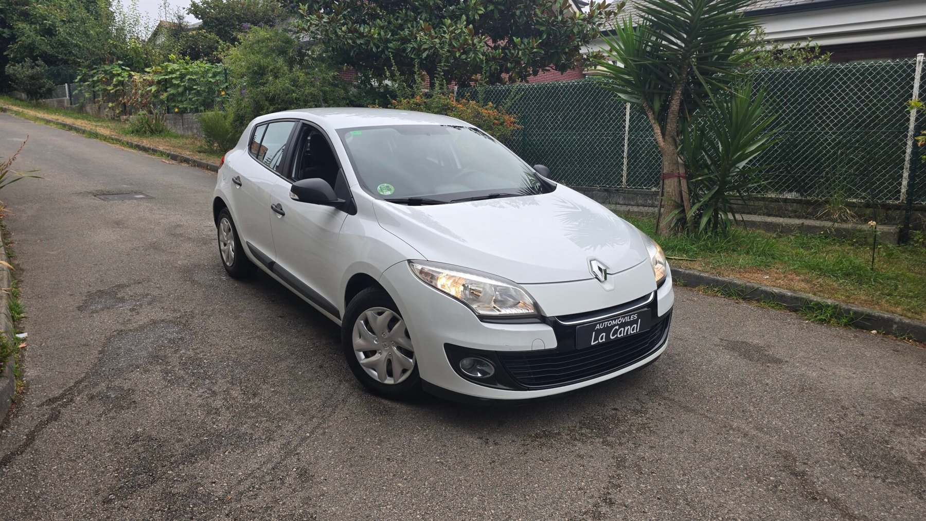 RENAULT Megane 1.6I 16V AHTHENTIQUE
