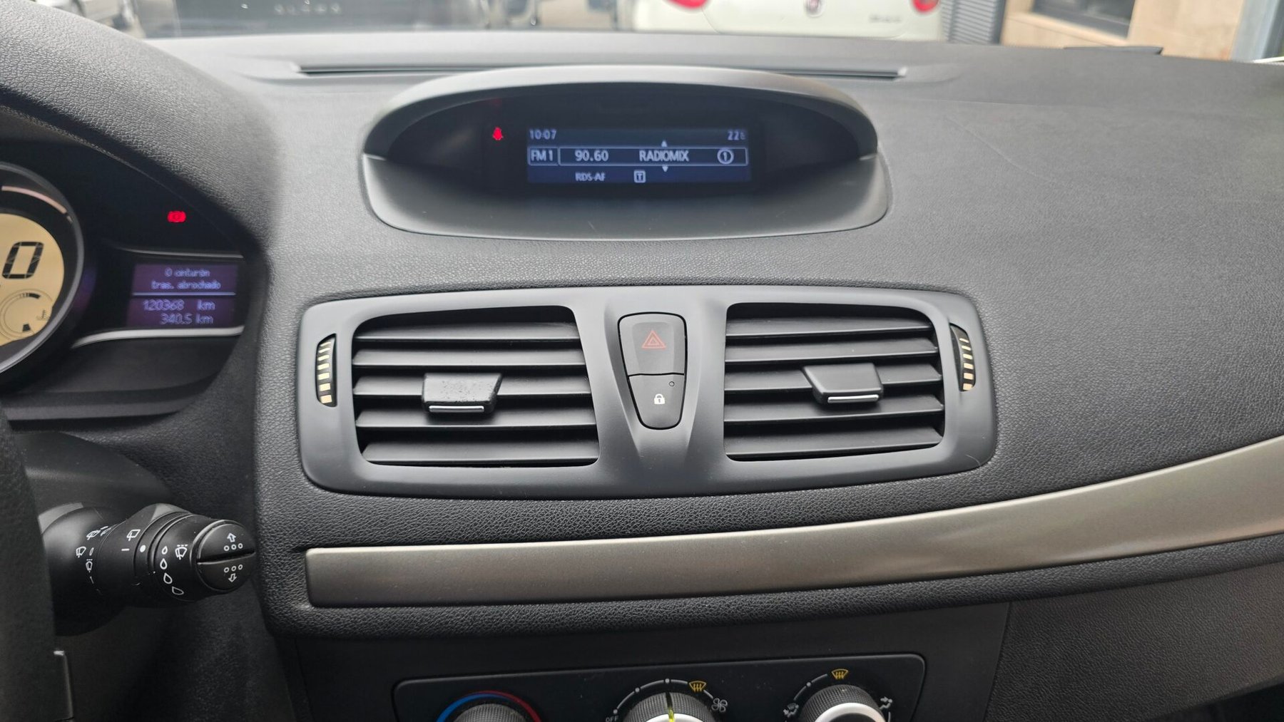 RENAULT Megane 1.6I 16V AHTHENTIQUE