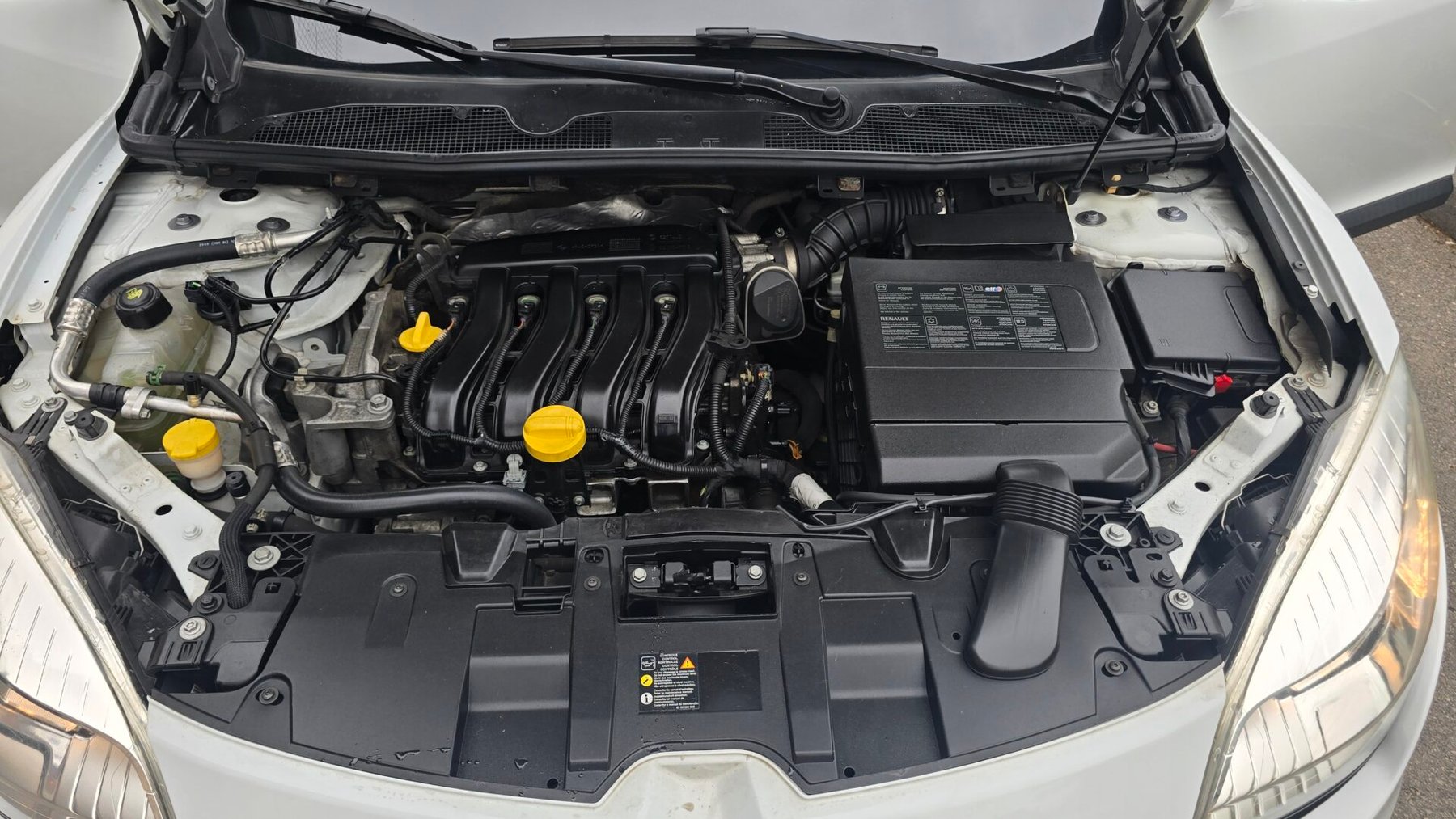 RENAULT Megane 1.6I 16V AHTHENTIQUE