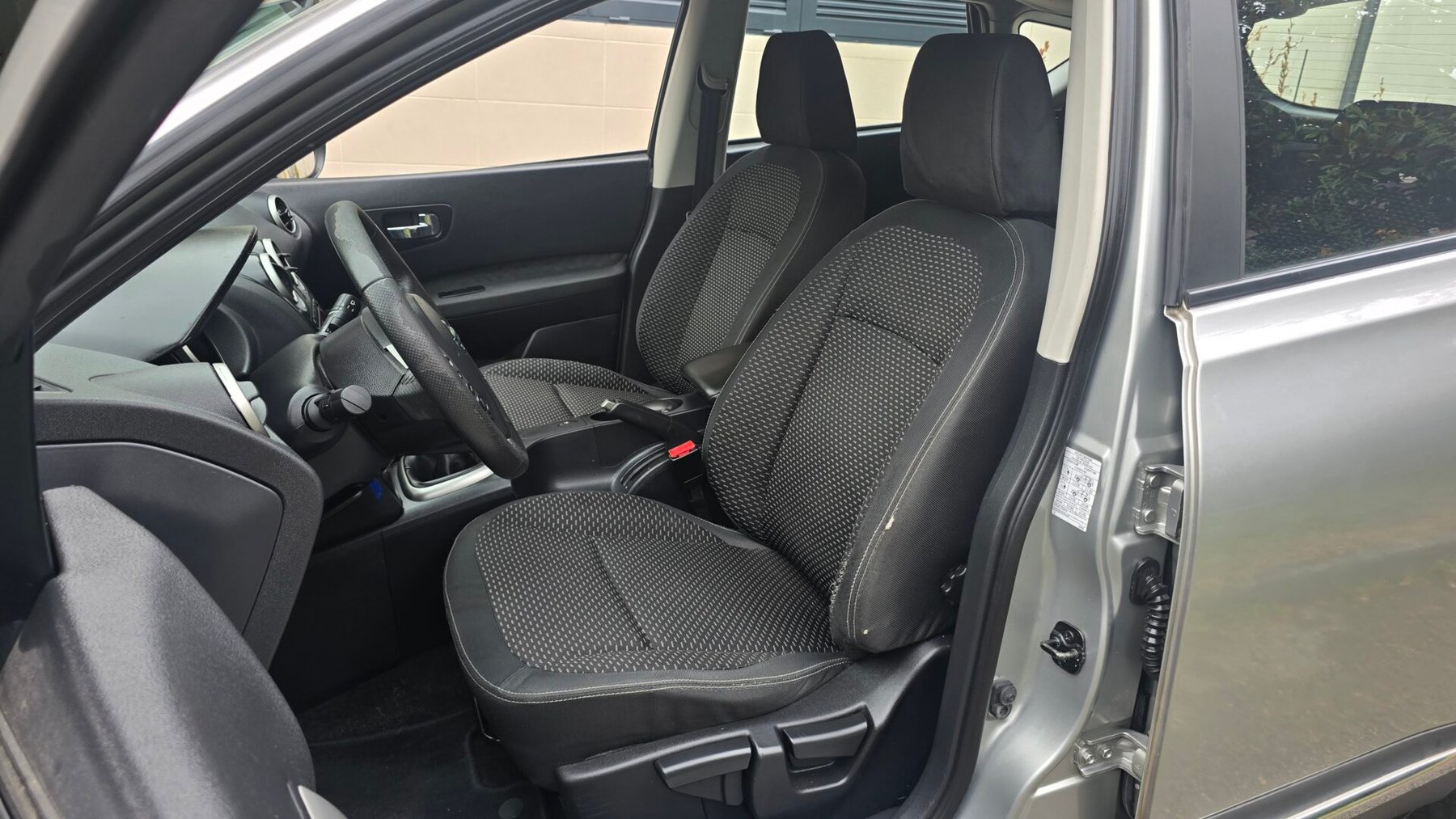 NISSAN QASHQAI 2.0I ACENTA 4x2