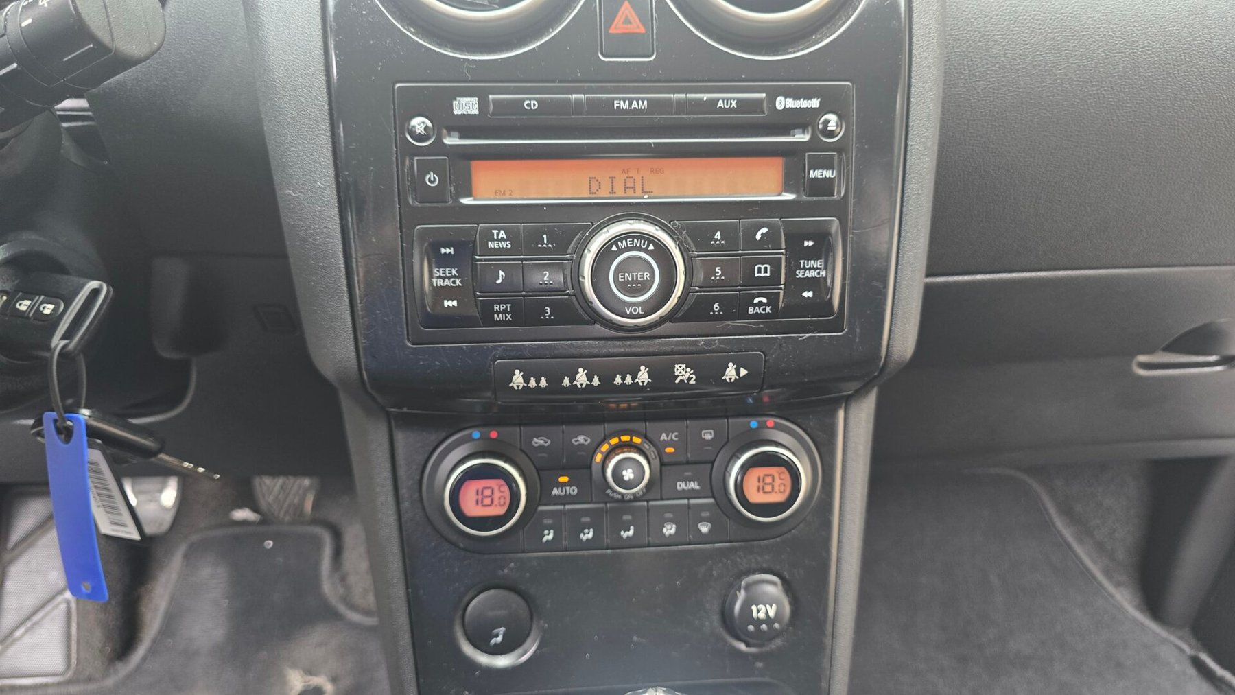 NISSAN QASHQAI 2.0I ACENTA 4x2