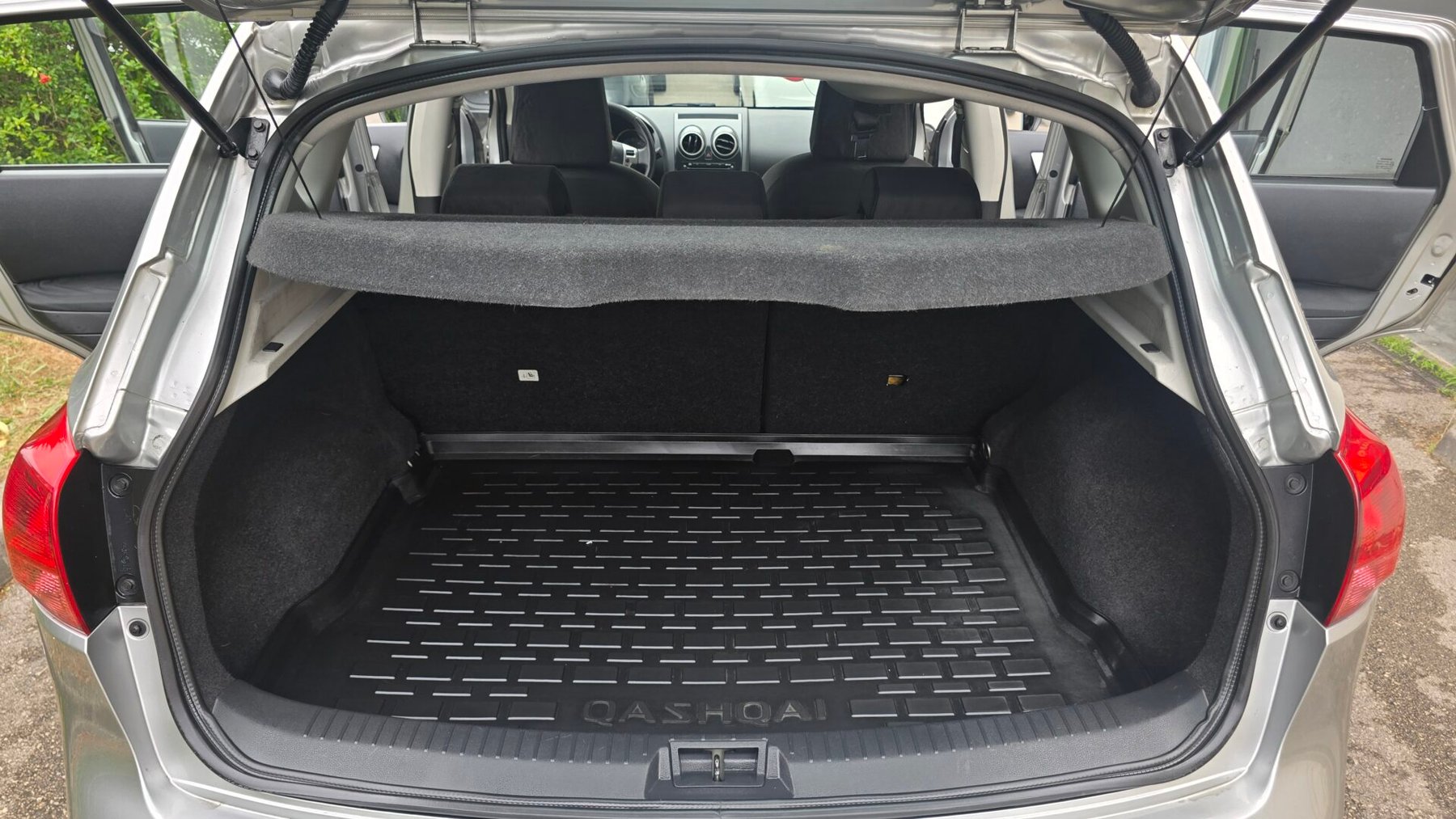 NISSAN QASHQAI 2.0I ACENTA 4x2