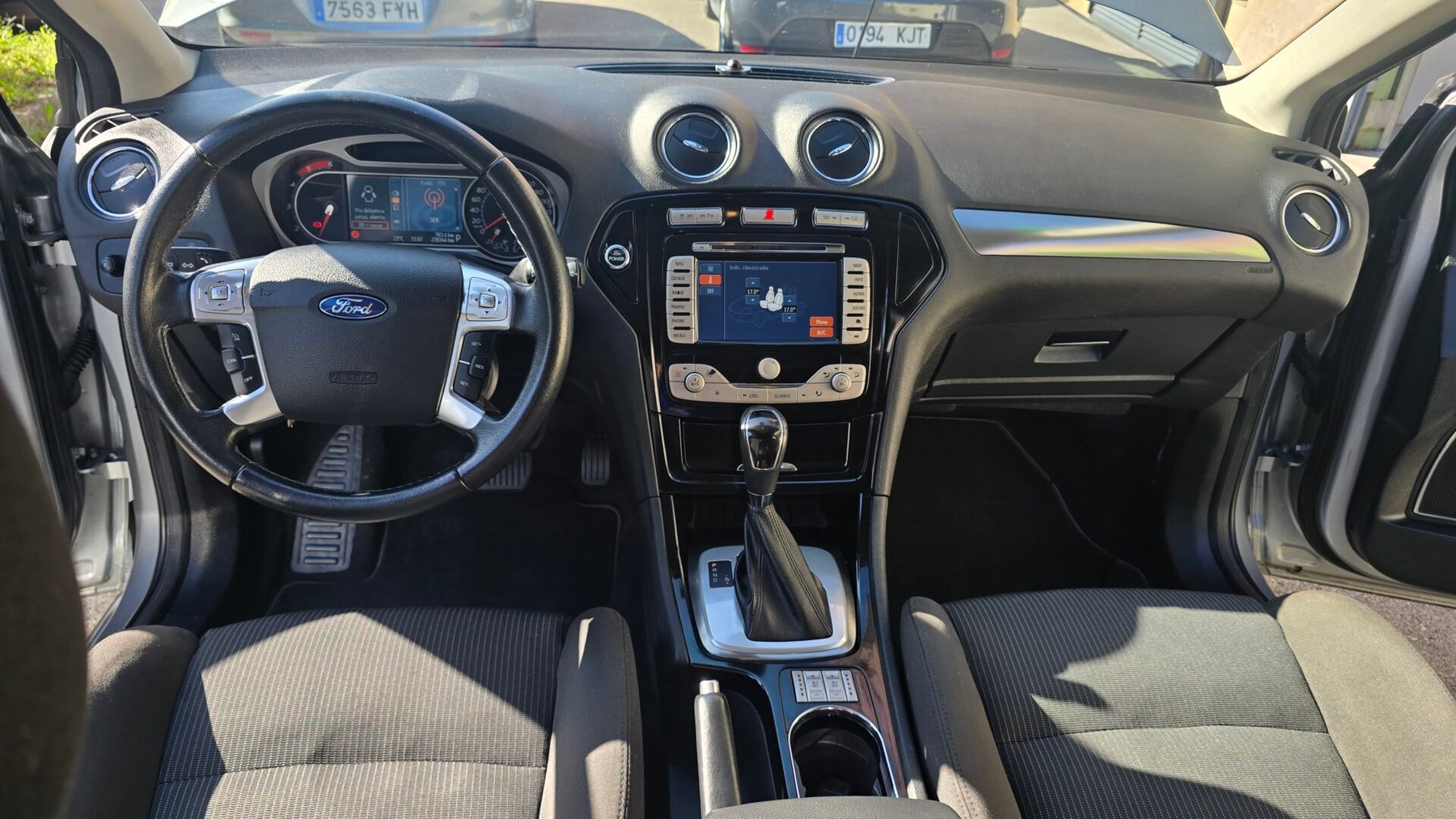 FORD MONDEO 2.0TDCI TITANIUM