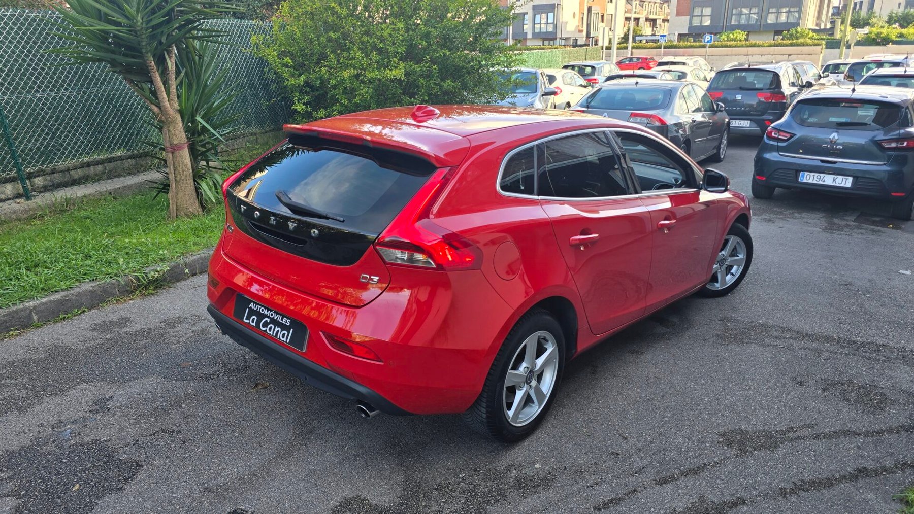 VOLVO V40 2.0 D3 INSCRIPTION