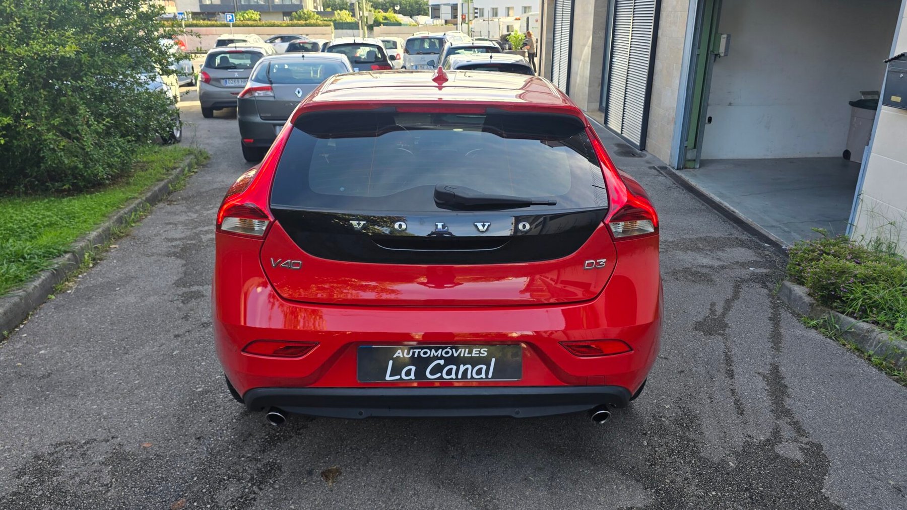 VOLVO V40 2.0 D3 INSCRIPTION