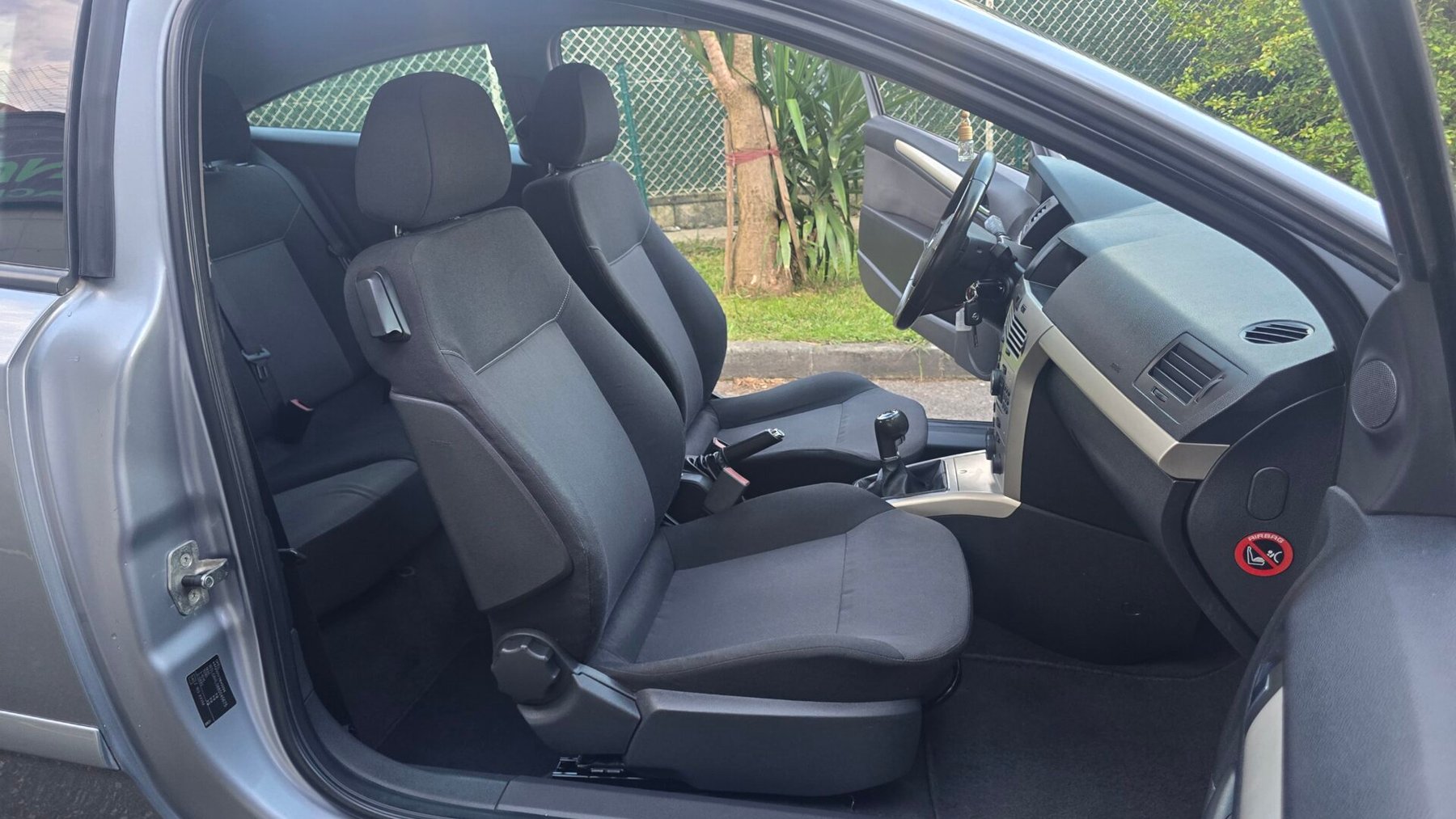 OPEL ASTRA GTC SPORT