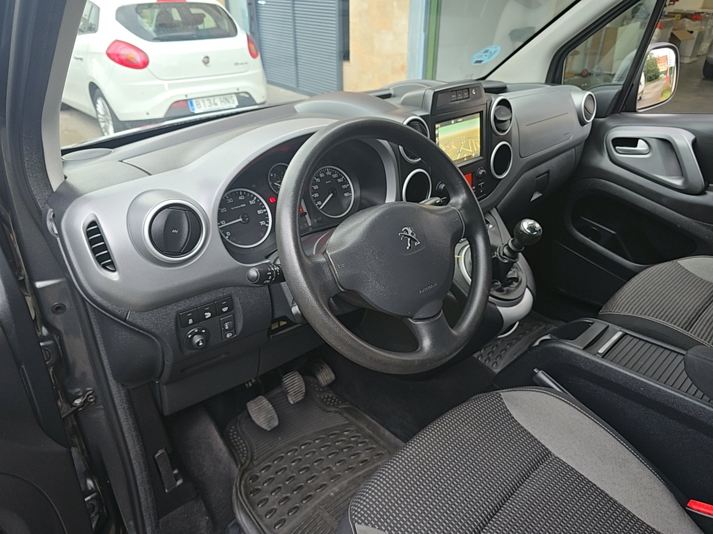 PEUGEOT PARTNER 1.6BlueHDI TEPEE OUTDOOR