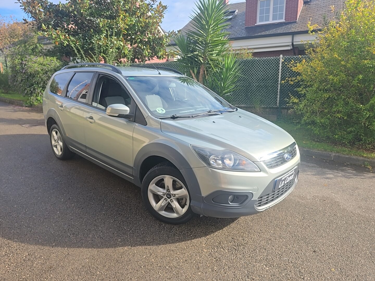 FORD FOCUS 1.8TDCI TREND XROAD SPORTBREAK