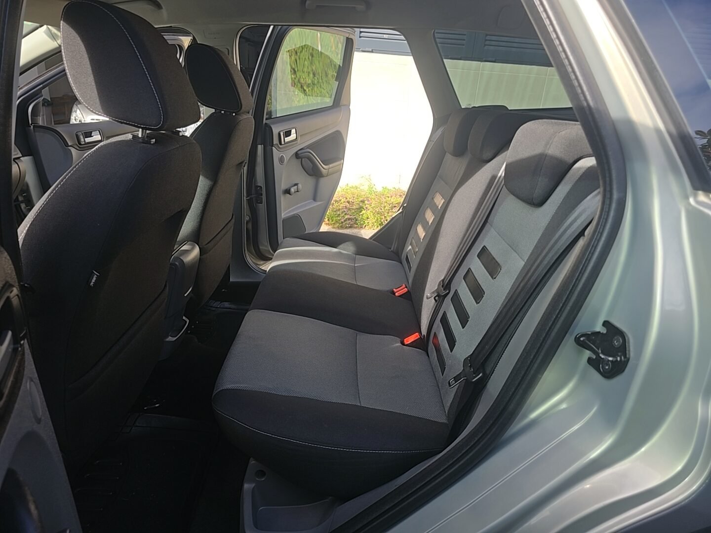 FORD FOCUS 1.8TDCI TREND XROAD SPORTBREAK