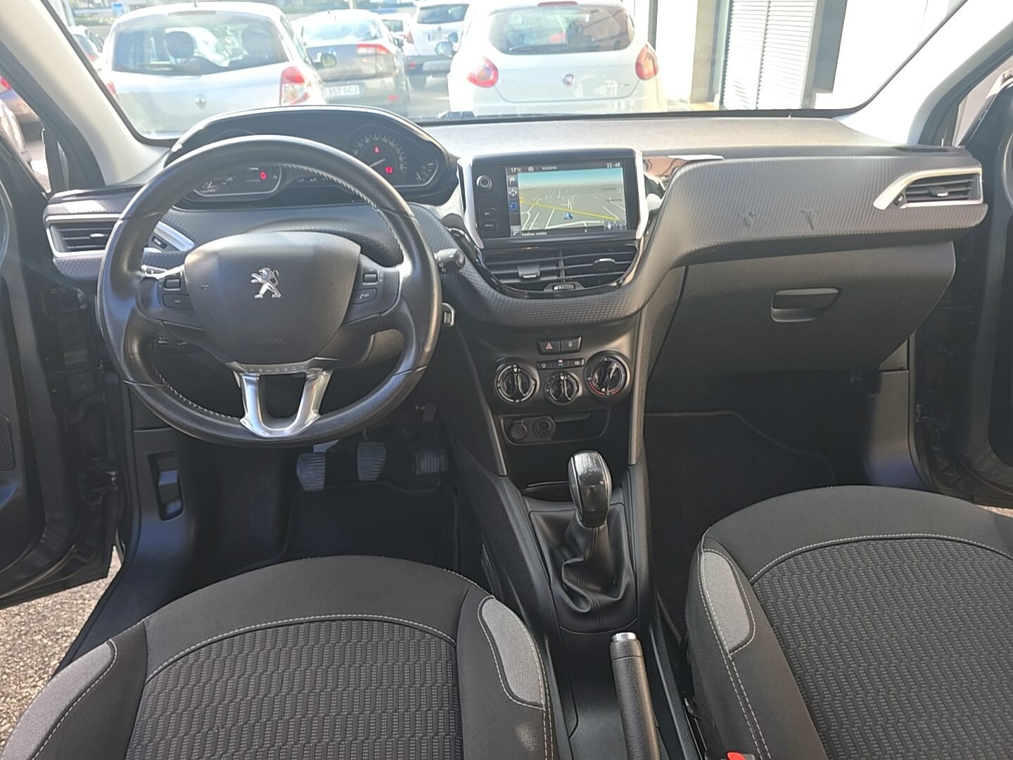 PEUGEOT 208 1.6HDI STYLE