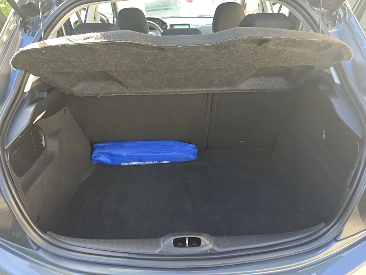 PEUGEOT 208 1.6HDI STYLE