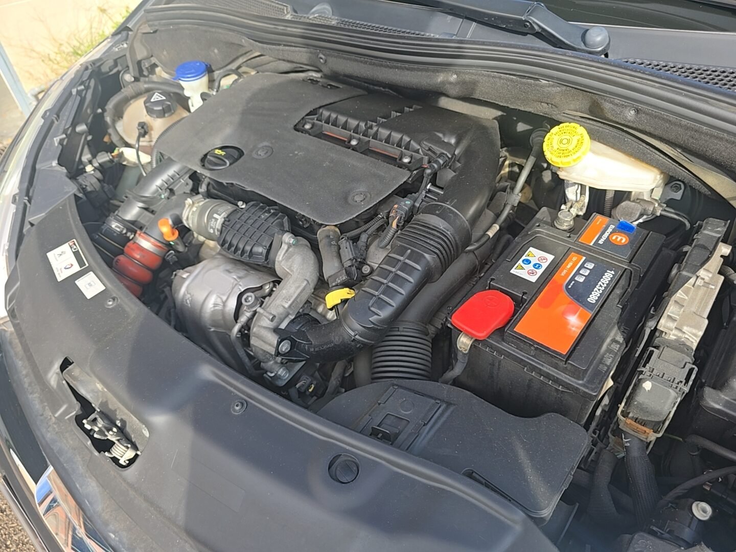 PEUGEOT 208 1.6HDI STYLE