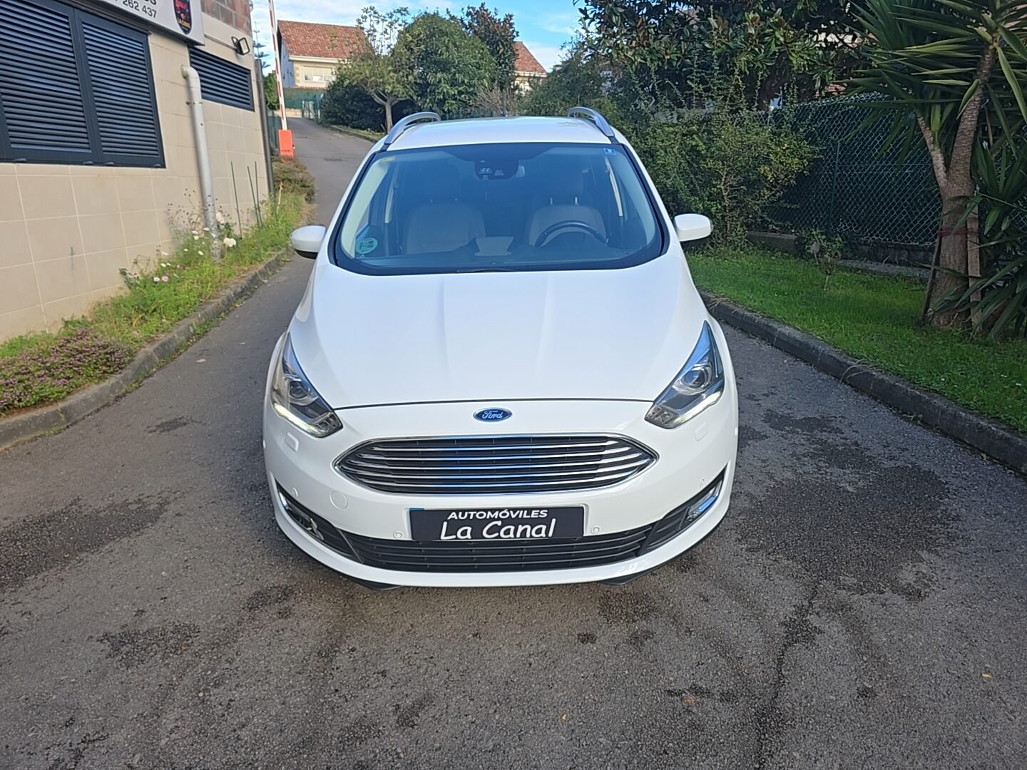 FORD GRAND C-MAX 1.5TDCI TITANUM