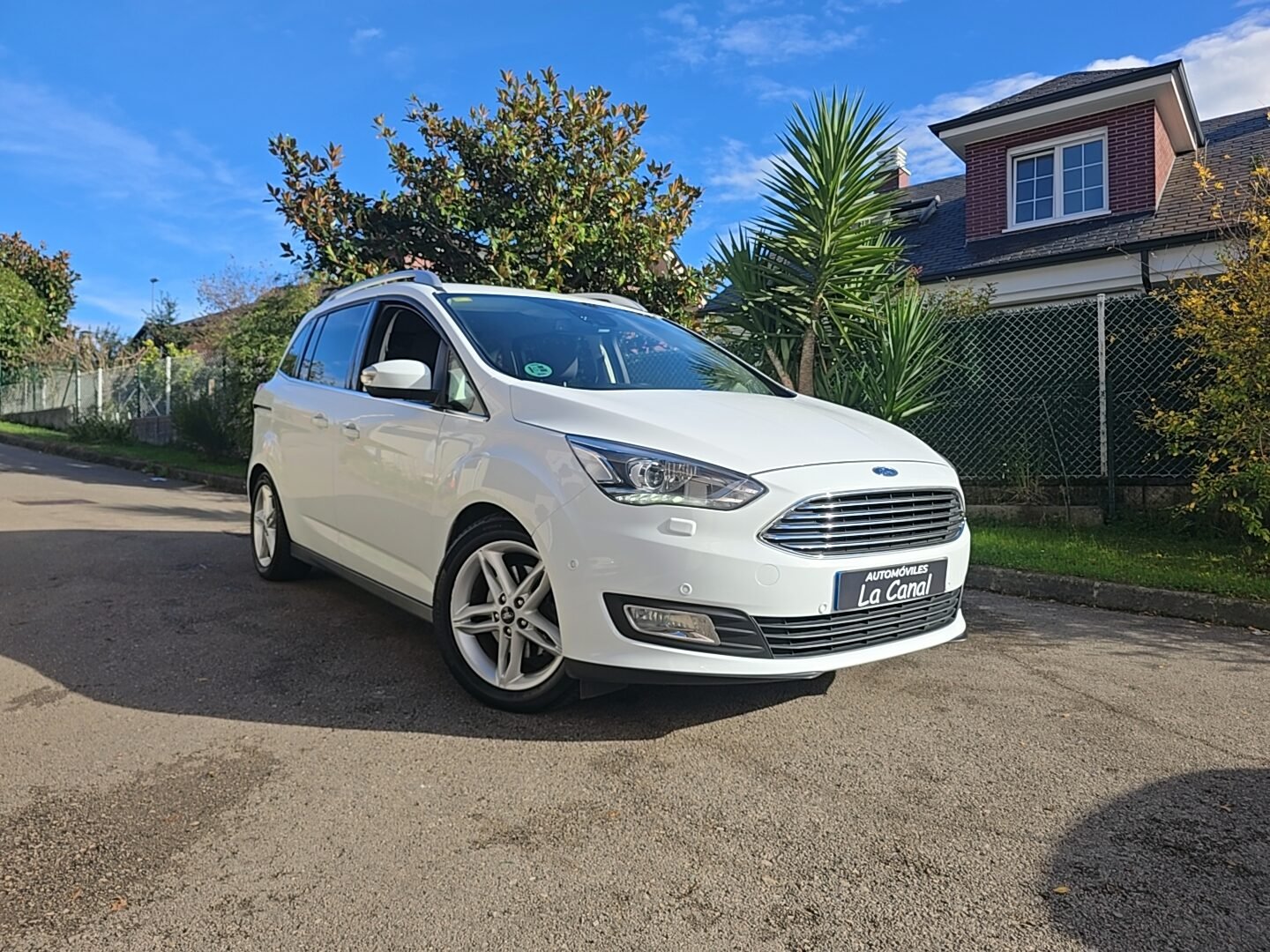 FORD GRAND C-MAX 1.5TDCI TITANUM