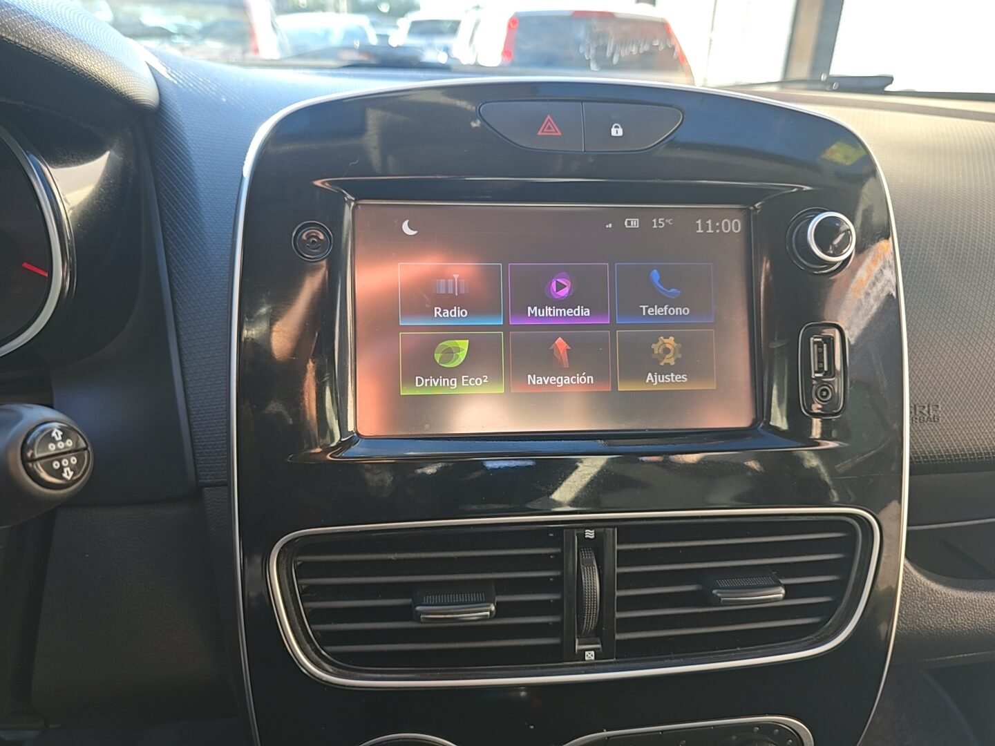 RENAULT Clio TCE LIMITED ENERGY