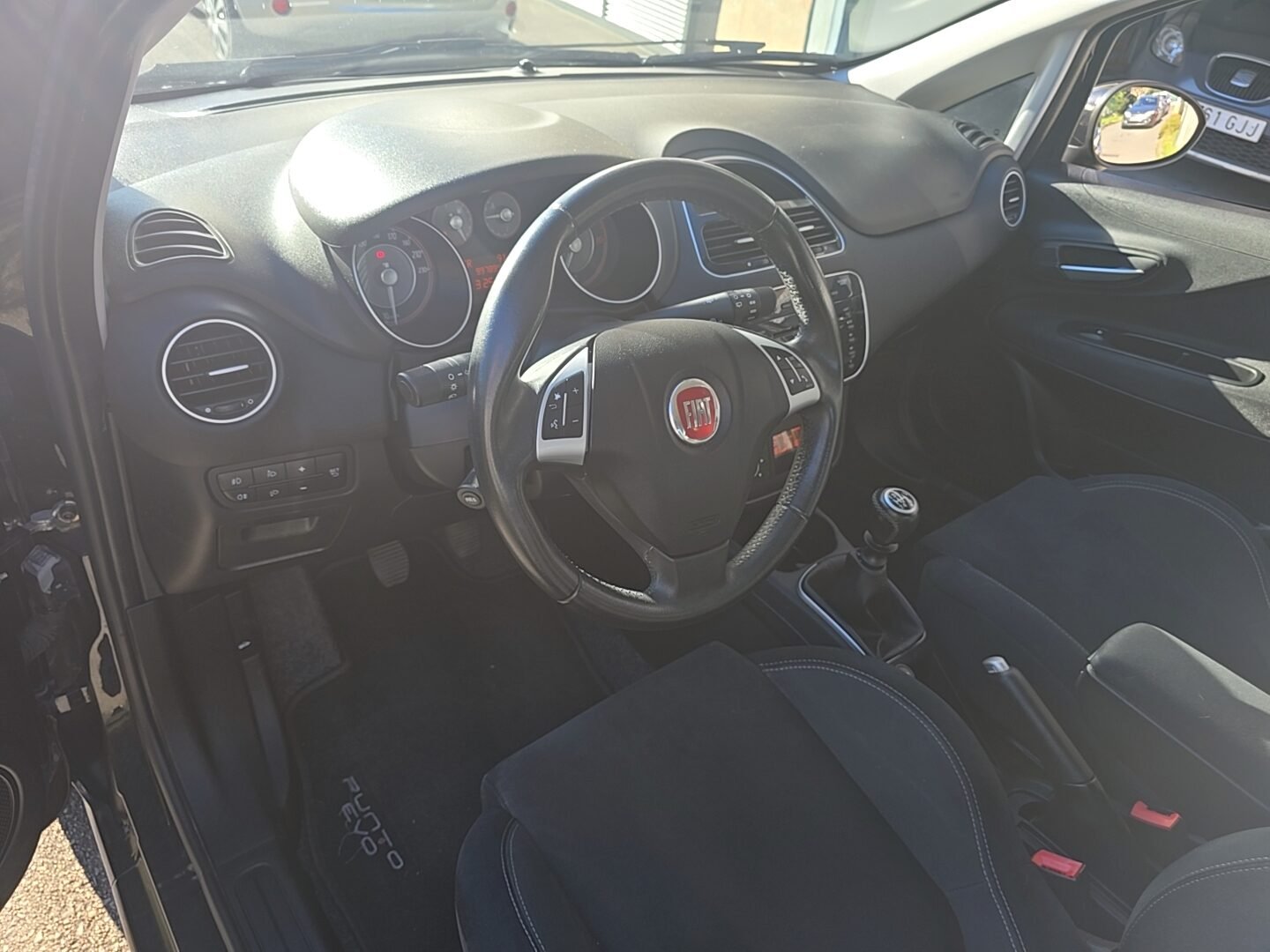 FIAT PUNTO 1.4I DYNAMIC