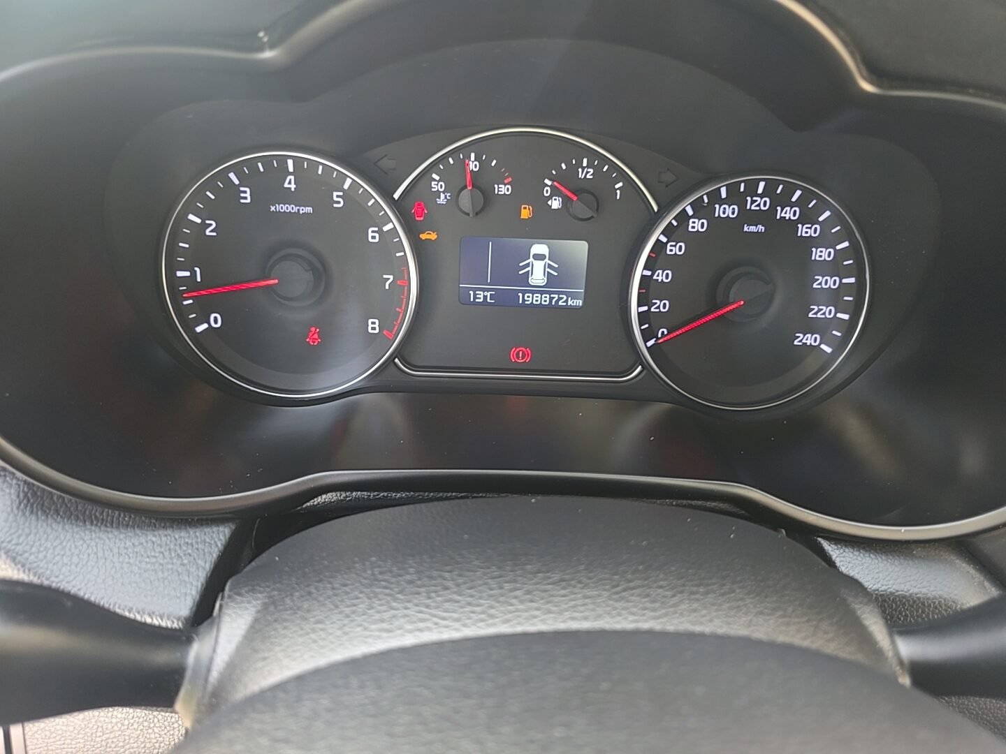 KIA CARENS 1.6GDI CONCEPT