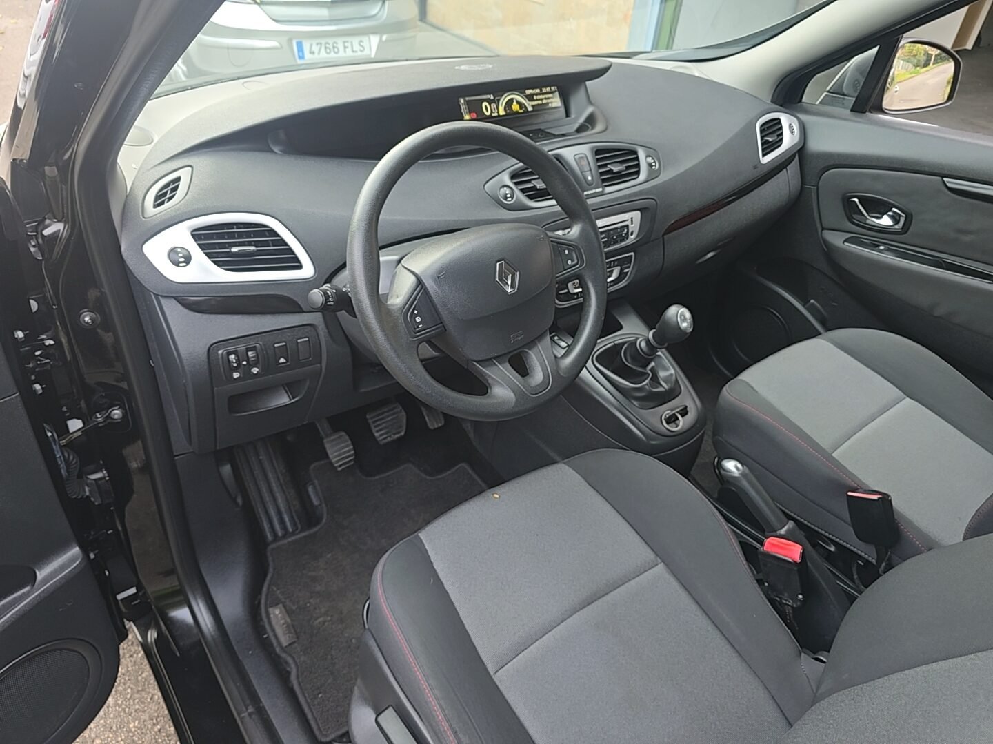 RENAULT 1.5DCI AUTHENTIQUE