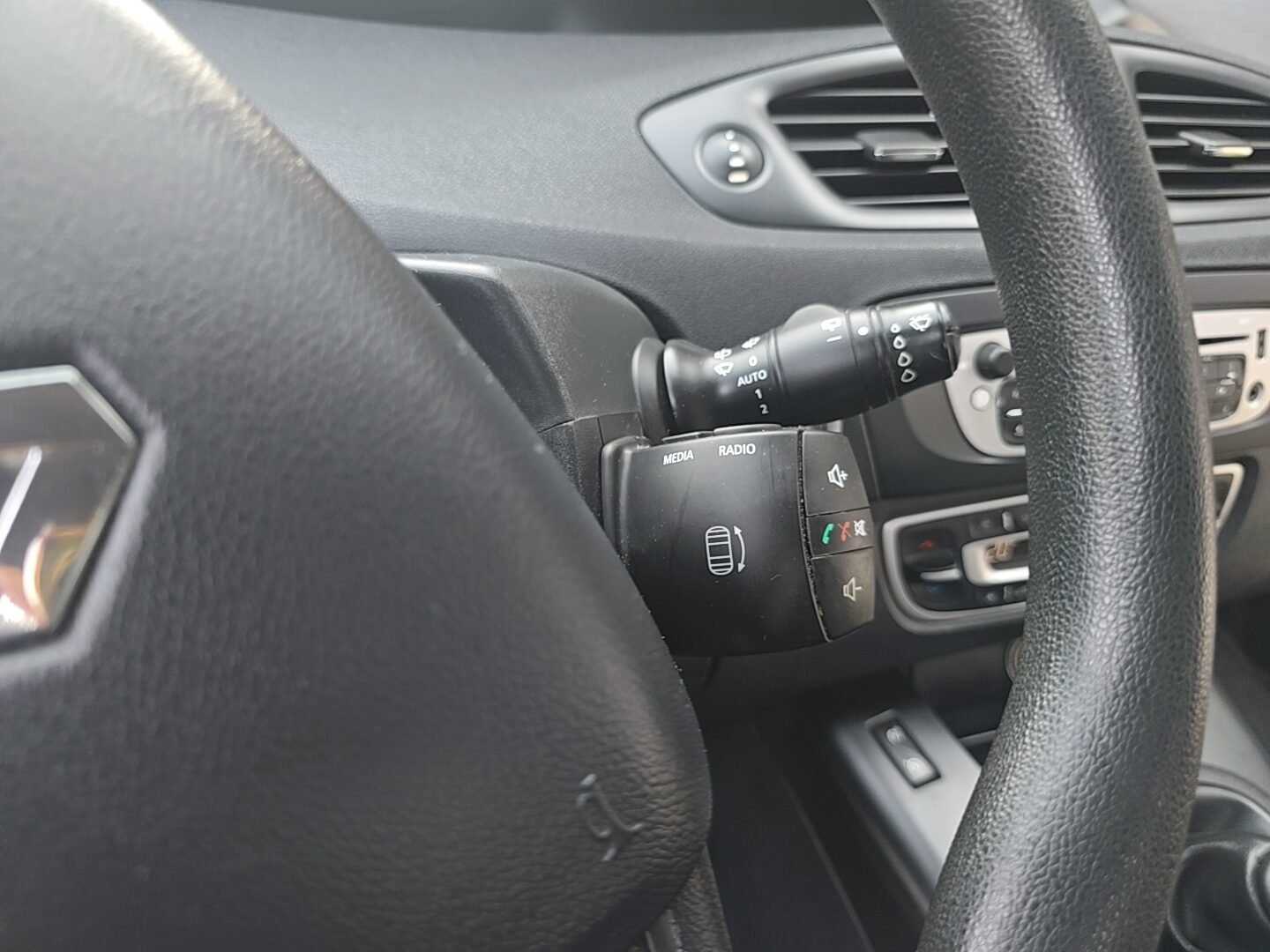 RENAULT 1.5DCI AUTHENTIQUE