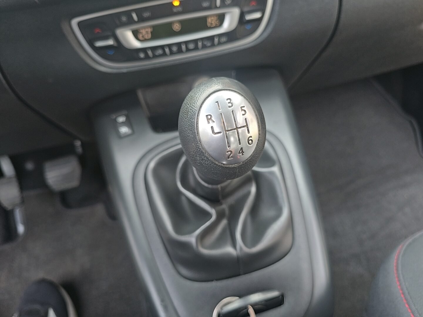 RENAULT 1.5DCI AUTHENTIQUE