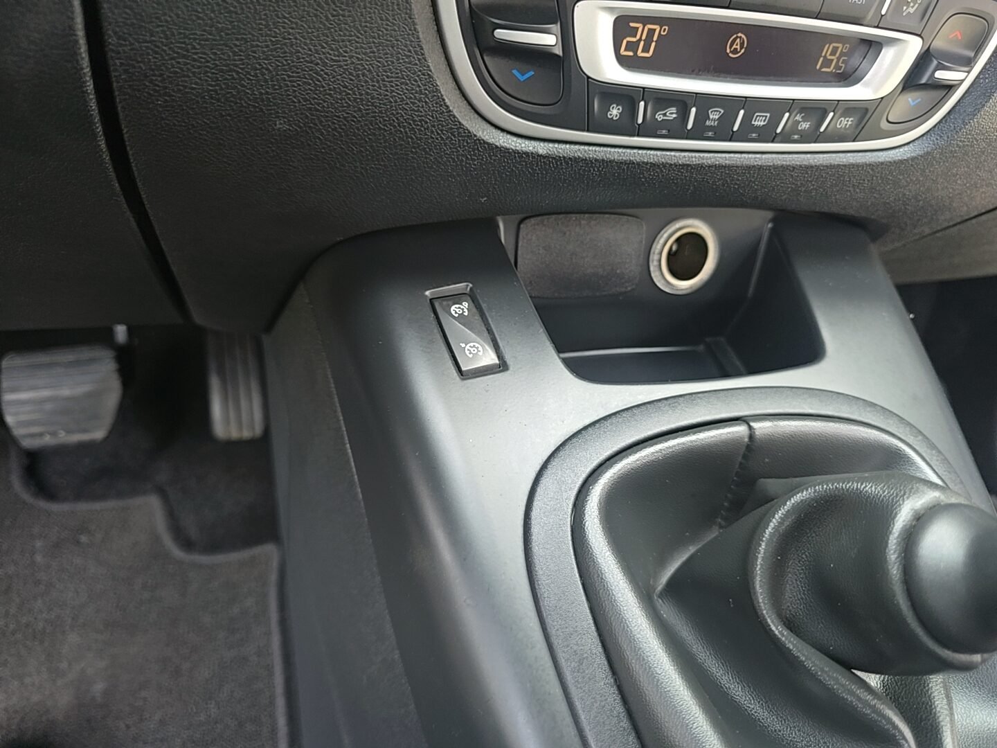 RENAULT 1.5DCI AUTHENTIQUE