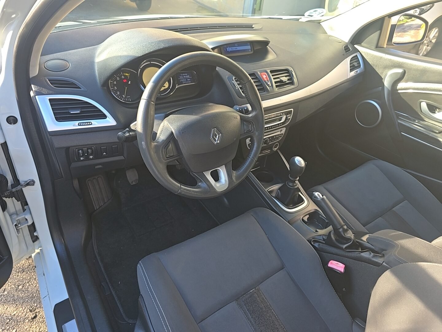 RENAULT Megane COUPE 1.6I 16V DYNAMIQUE