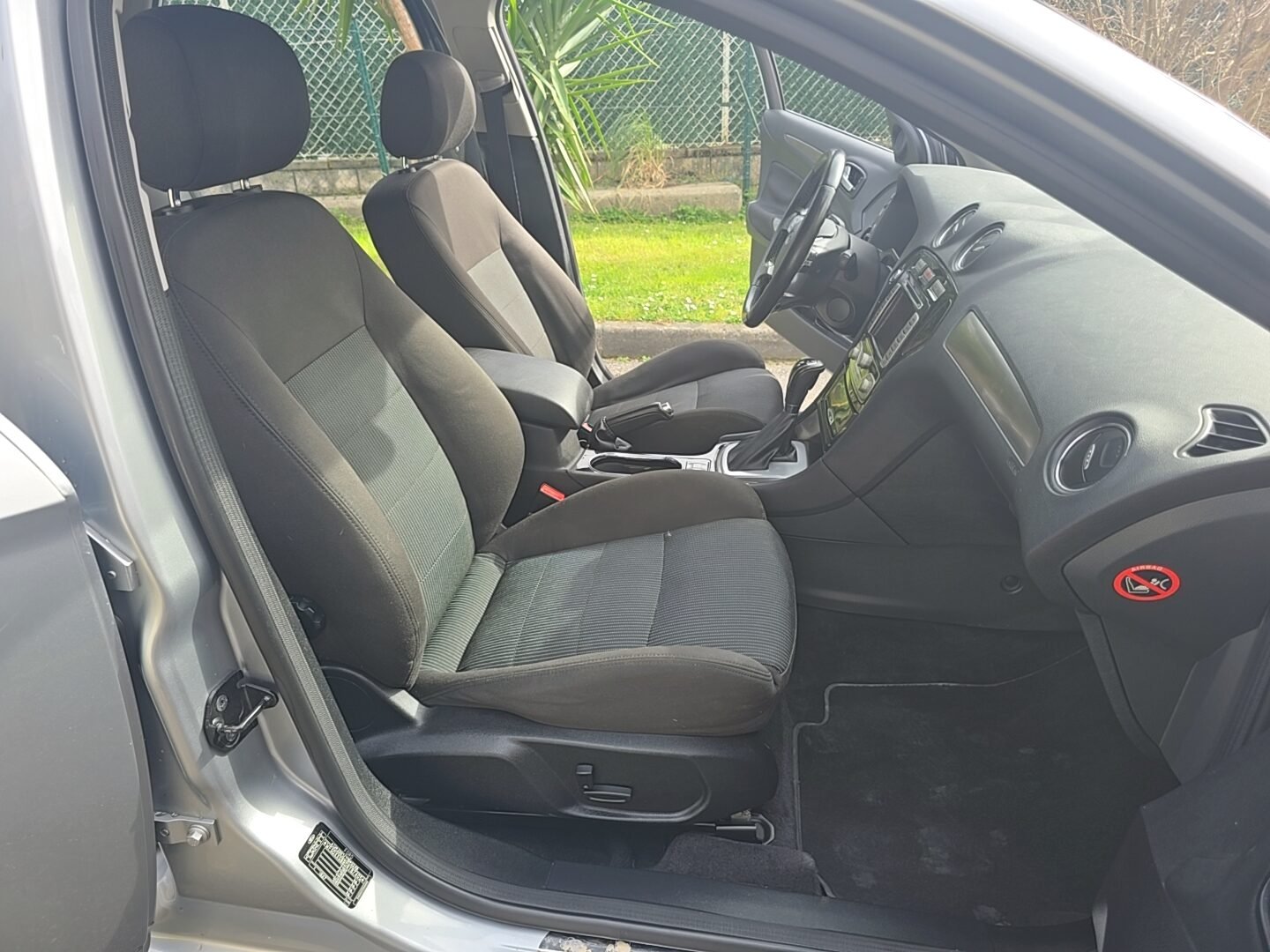 FORD MONDEO 2.0TDCI TITANIUM