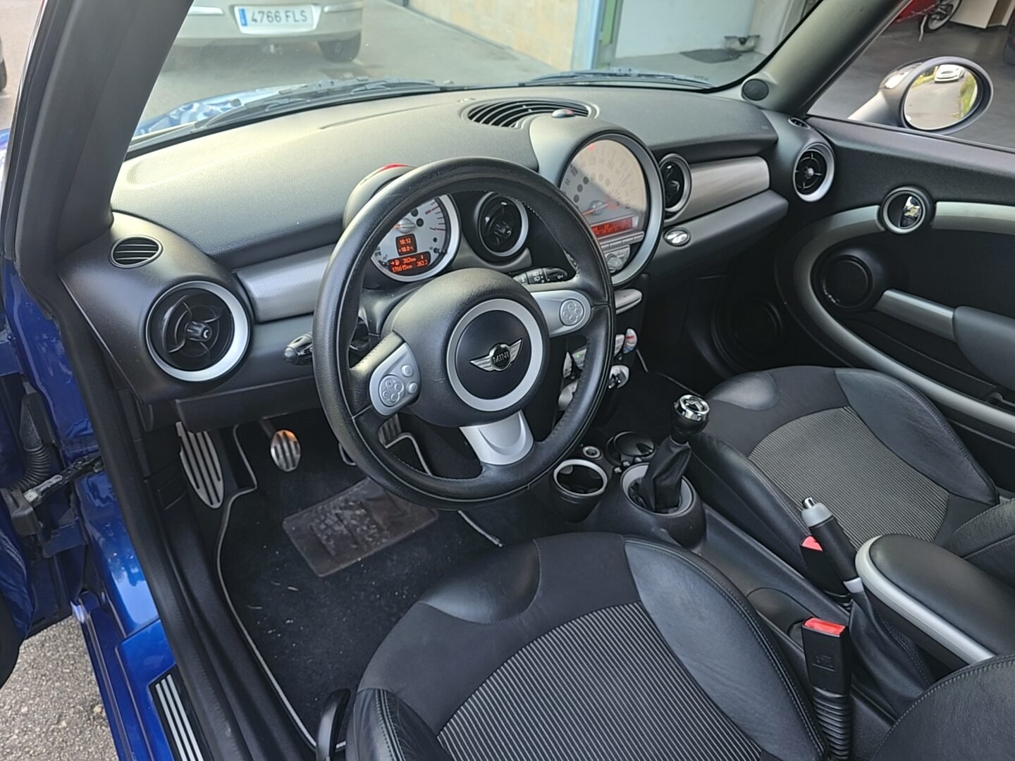 MINI COOPER 1.6D