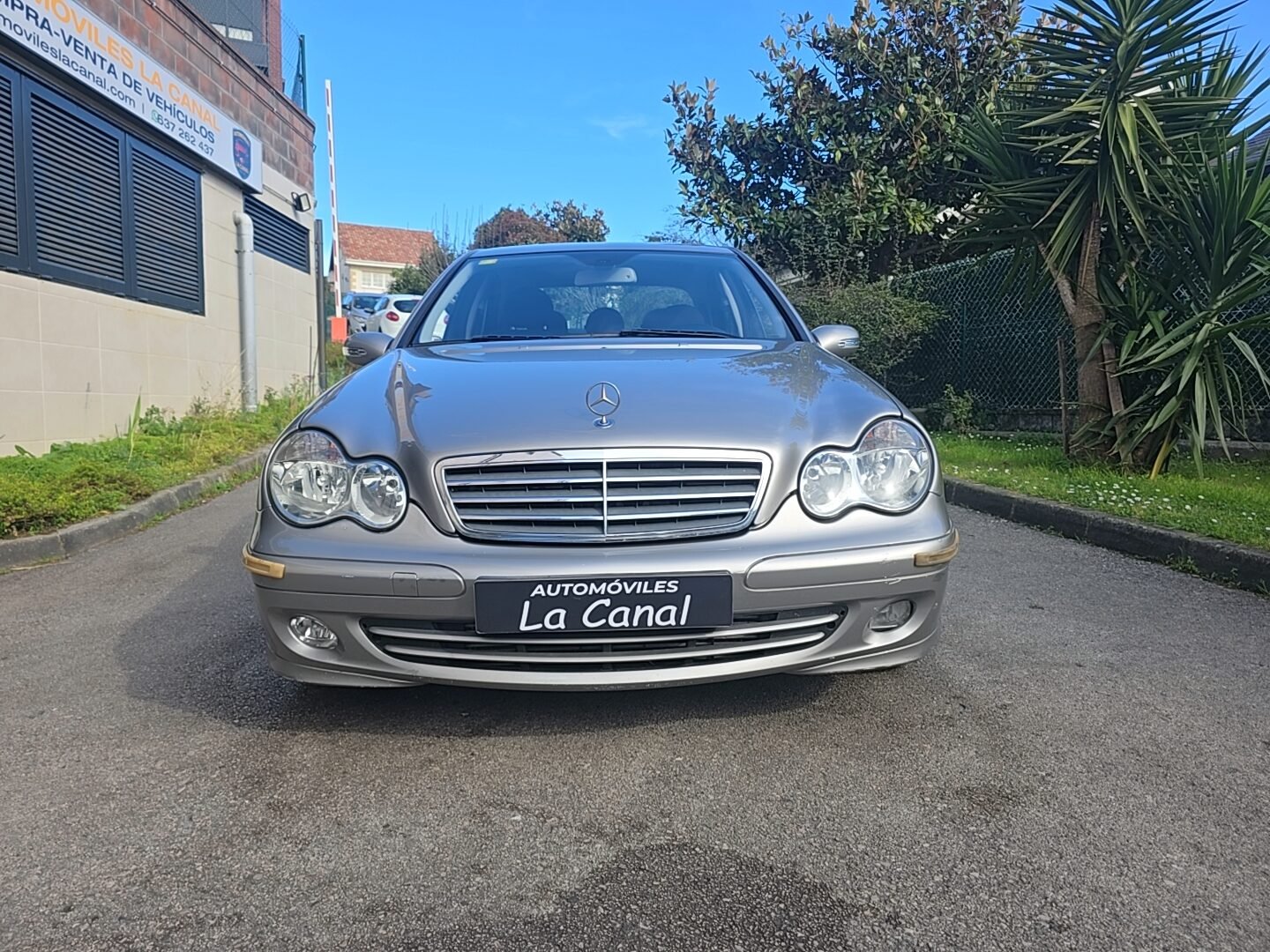 MERCEDES-BENZ C200 2.2CDI CLASSIC