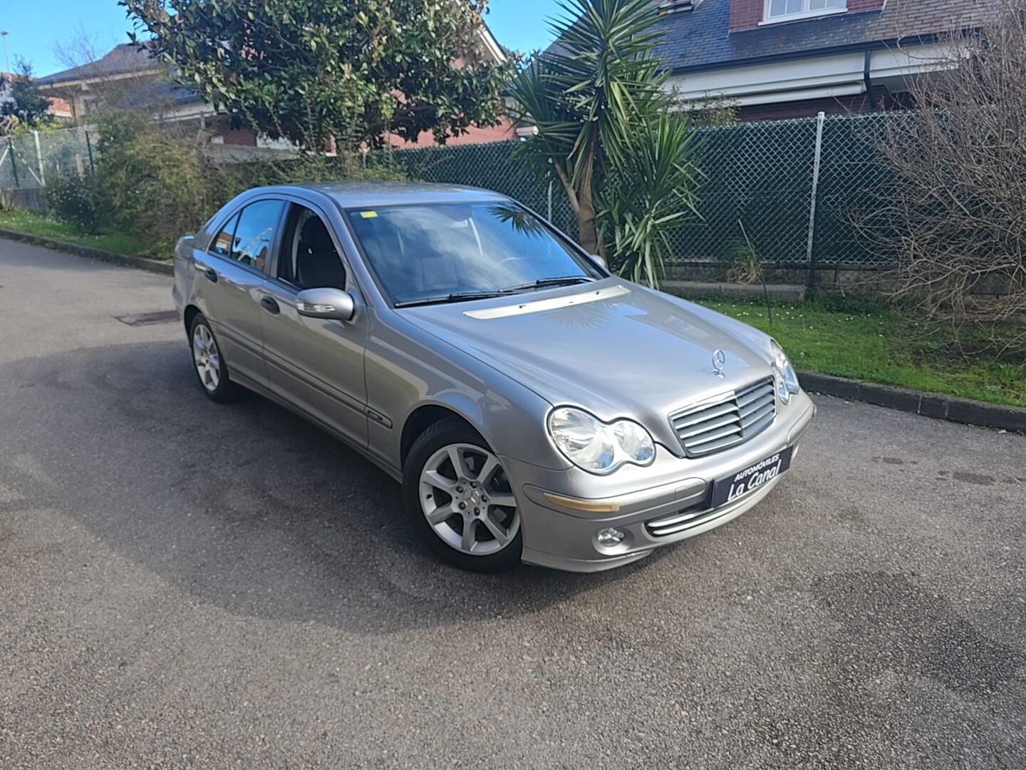 MERCEDES-BENZ C200 2.2CDI CLASSIC