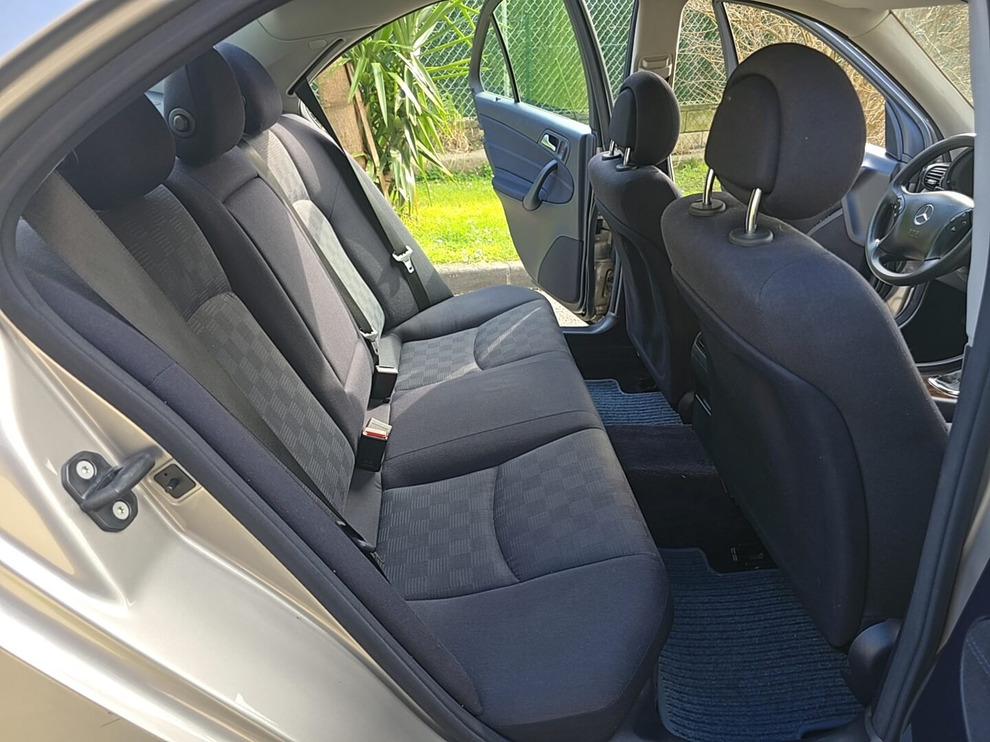 MERCEDES-BENZ C200 2.2CDI CLASSIC